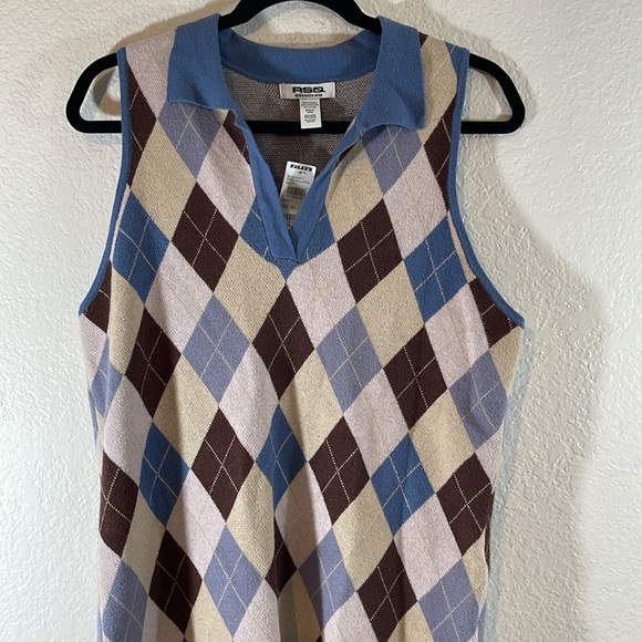 RSQ Argyle Diamond Short Sweater Dress Size 2XL Sleeveless Collar V-Neck NEW - Picture 4 of 12